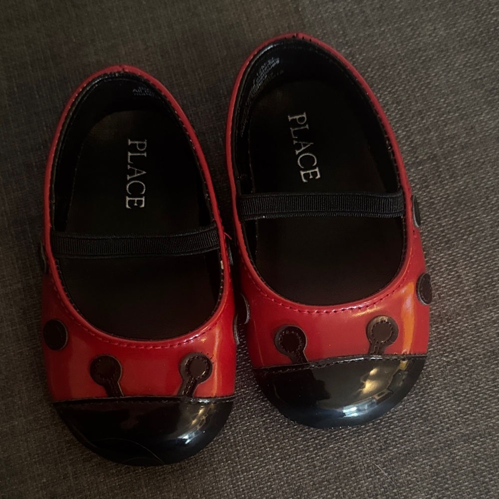 The children Place.Kids Red and Black Dress Shoes